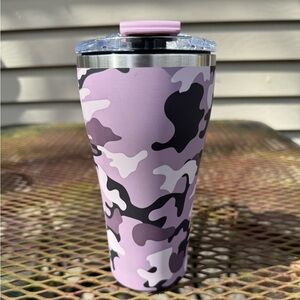 BrüMate 22 ounce mauve camp toddy with handle